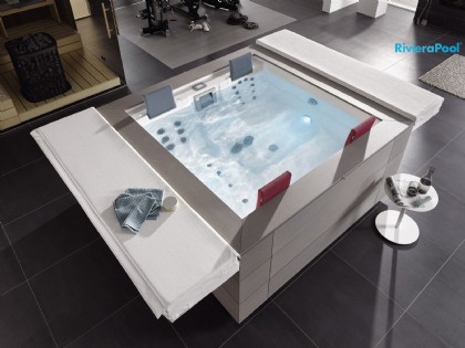 RivieraPool_Whirlpools_RivieraSpas_rk4gd_35.jpg